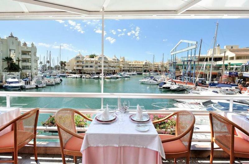 Malaga Benalmadena Puerto Marina Costa Sol Holiday Rentals Exteriör bild